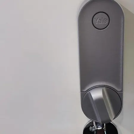 Rooftop - 247 Check-in Apartment *